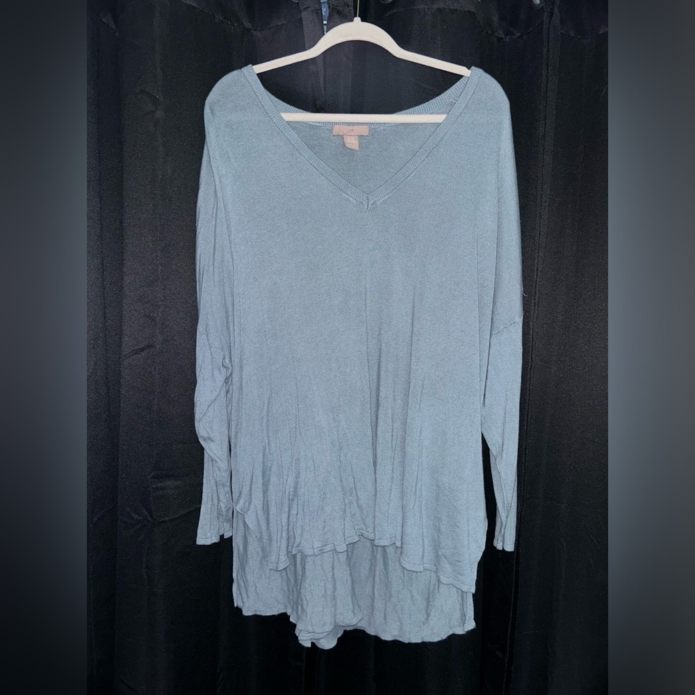 H&M plus size v neck sweater
